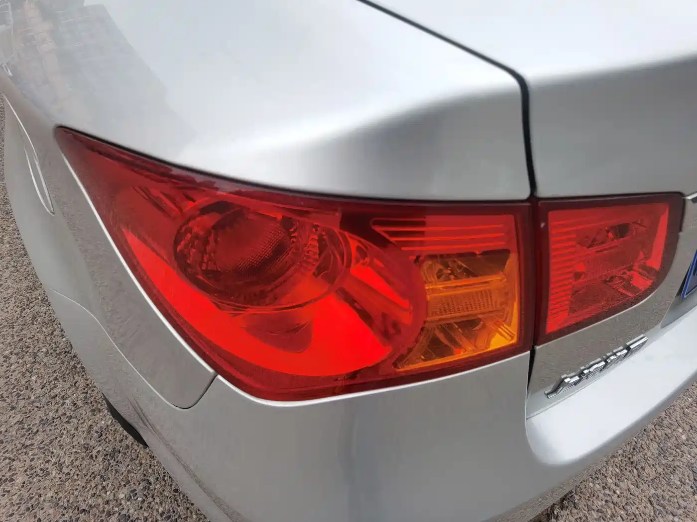 Roewe 350 2013 2013 350S 1.5L Automatic Express Edition