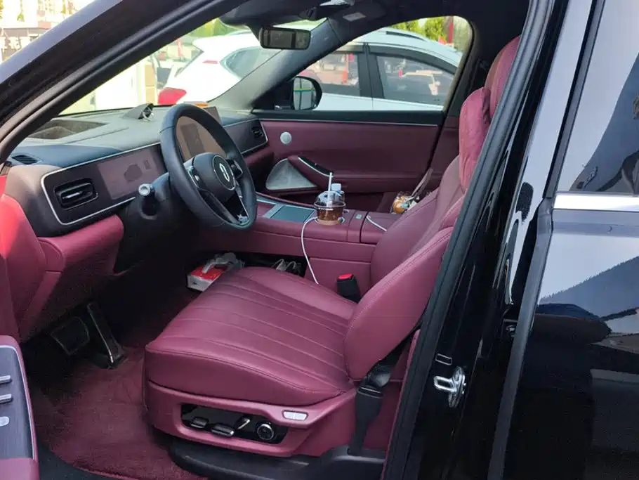 Aito M7 2026 2026 Extended Range Base Model 6-Seater