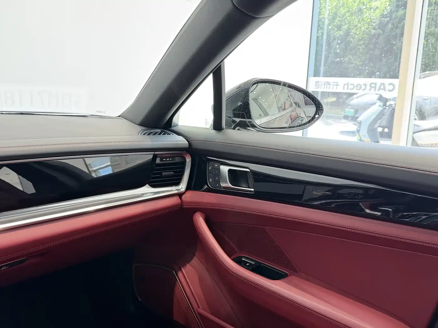 Porsche Panamera 2023 Panamera Executive Long Wheelbase 2.9T фото 13