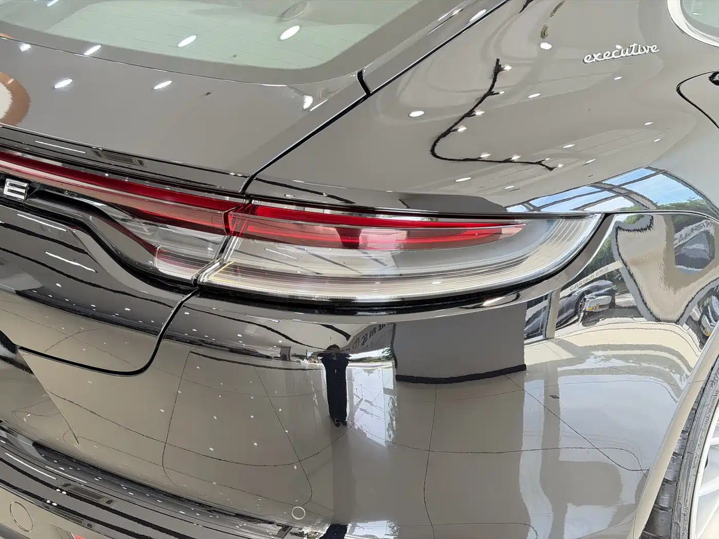 Porsche Panamera 2023 Panamera Executive Long Wheelbase 2.9T фото 25