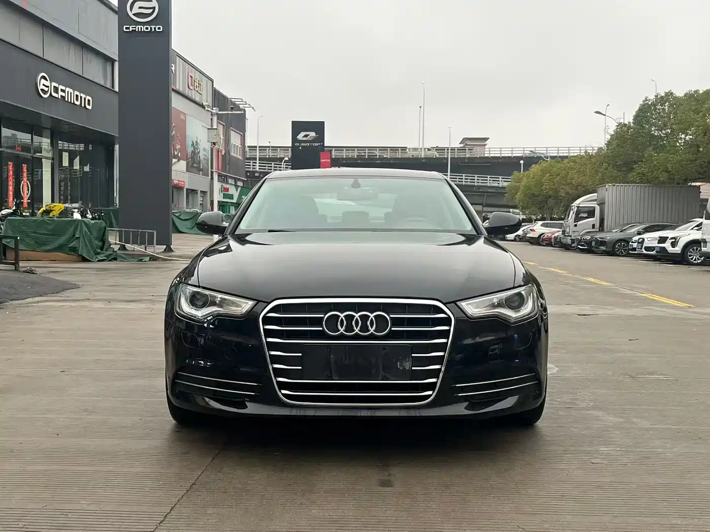 Audi A6L 2014 30 FSI Comfort фото 2