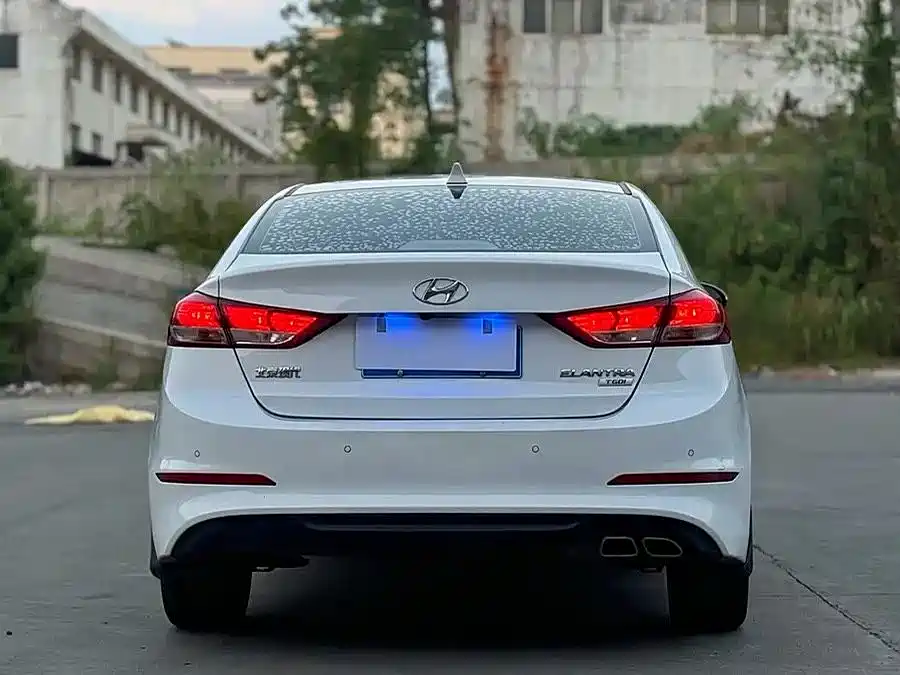 Hyundai Elantra 2020 1.4T DCT Dynamic·Vitality фото 5