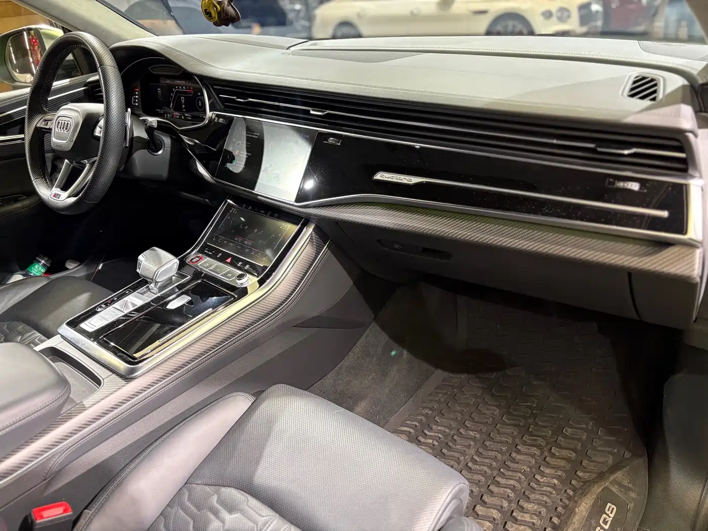 Audi RS Q8 2022 RS Q8 4.0T фото 24