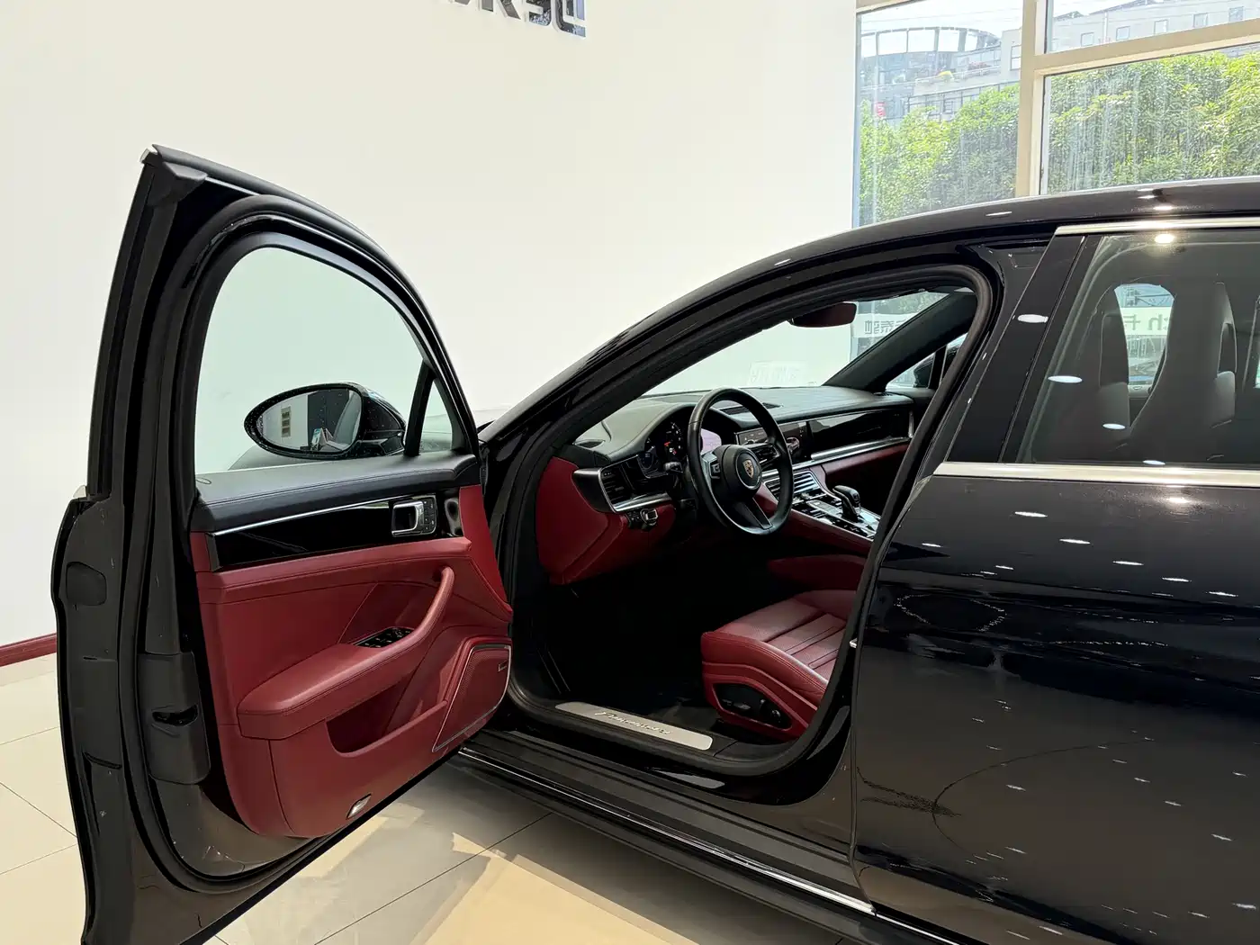 Porsche Panamera 2023 Panamera Executive Long Wheelbase 2.9T фото 20