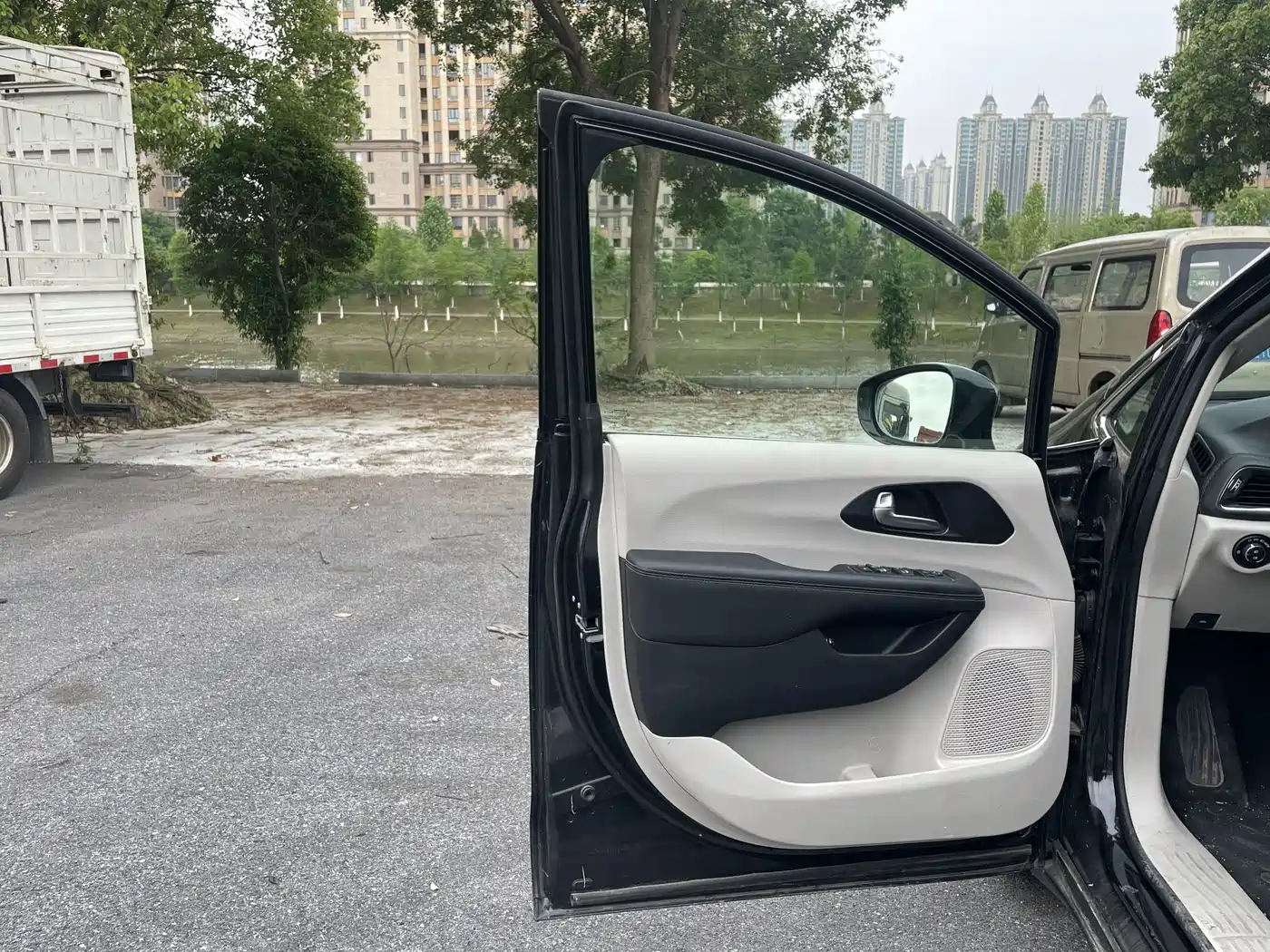 Chrysler Grand Caravan PHEV (Import) 2025 2019 3.6L Plug-in Hybrid