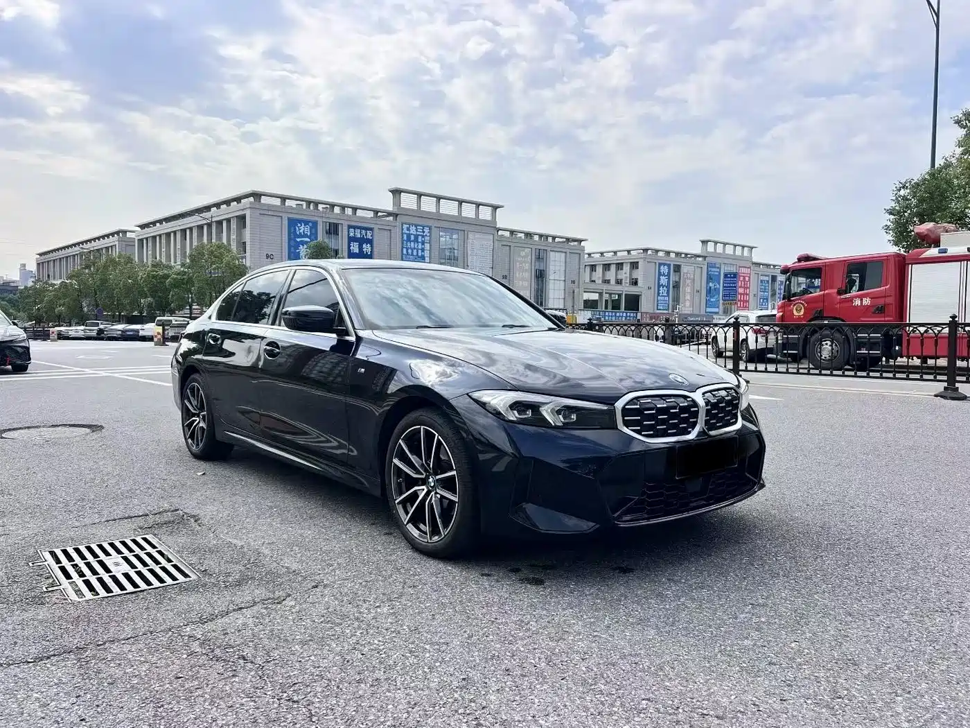 BMW 3 Series 2025 325Li M Sport Package фото 3