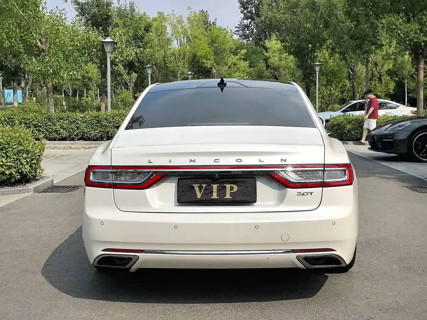Lincoln Continental 2019 2017 2.0T 2WD Elegance Edition
