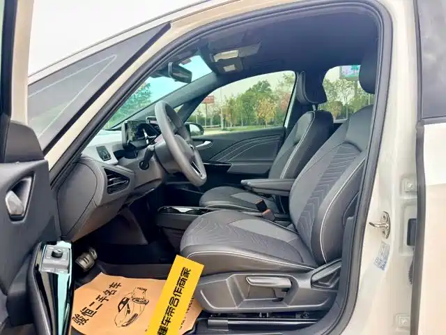 Volkswagen ID.3 2024 Pure Smart Edition фото 23
