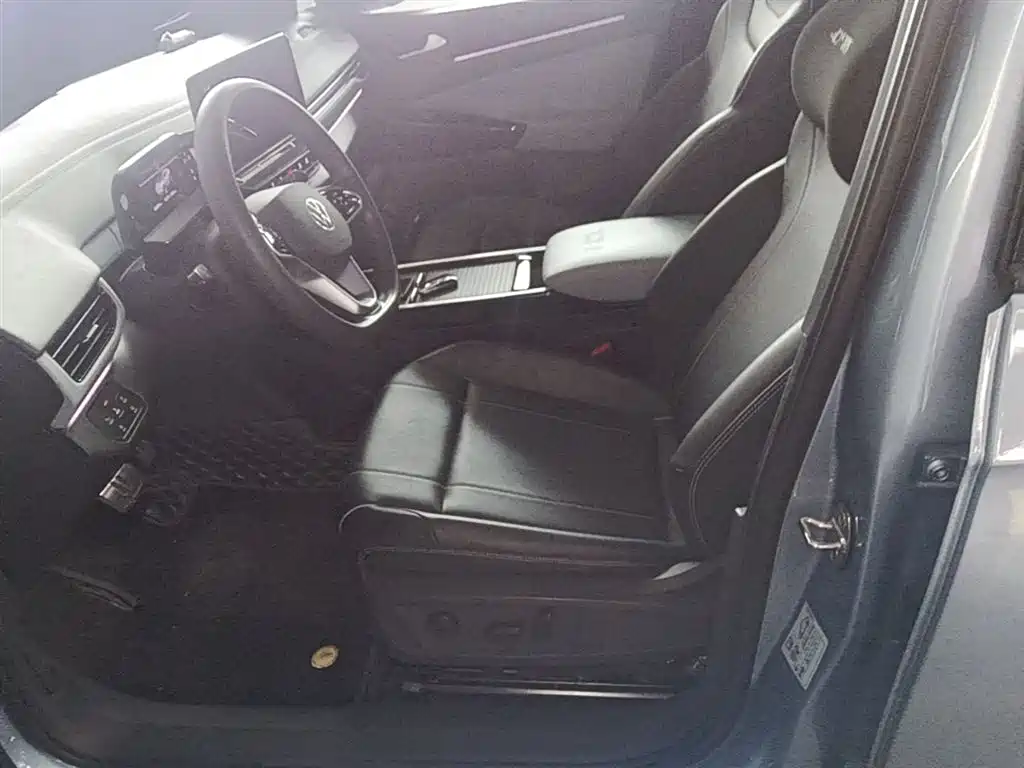 Volkswagen ID.4 X 2021 Pure Edition фото 15