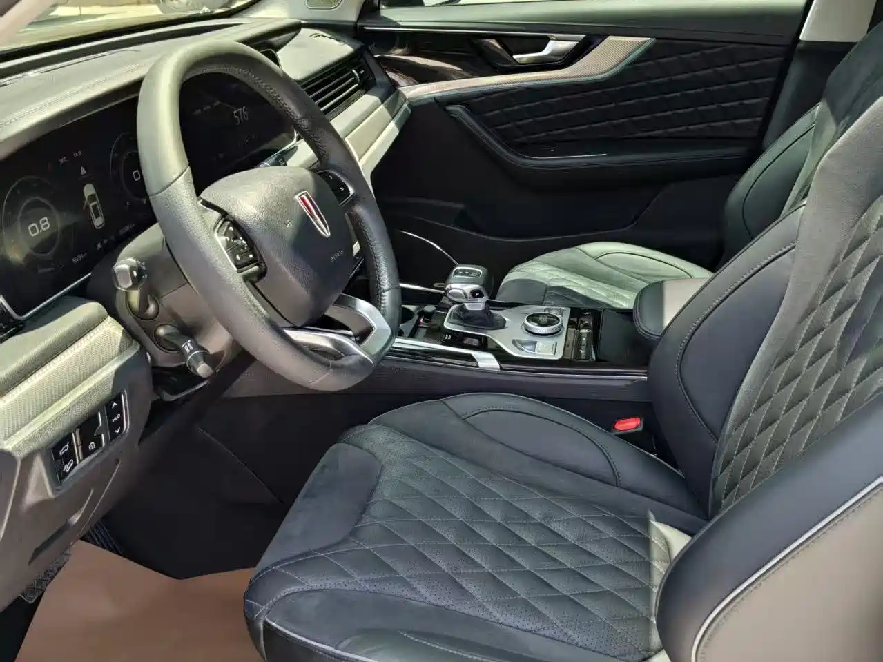 Hongqi HS5 2019 2.0T Smart Connect Enjoy 4WD Edition фото 4