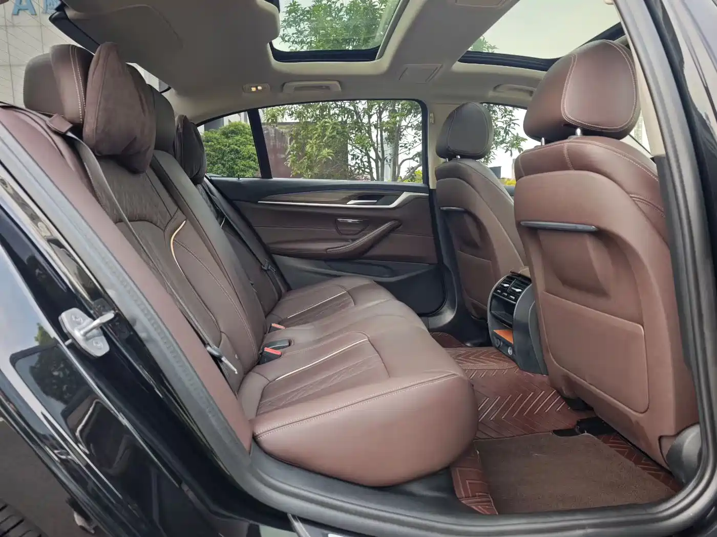 BMW 5 Series 2019 Facelift 530Li xDrive Luxury Package фото 10