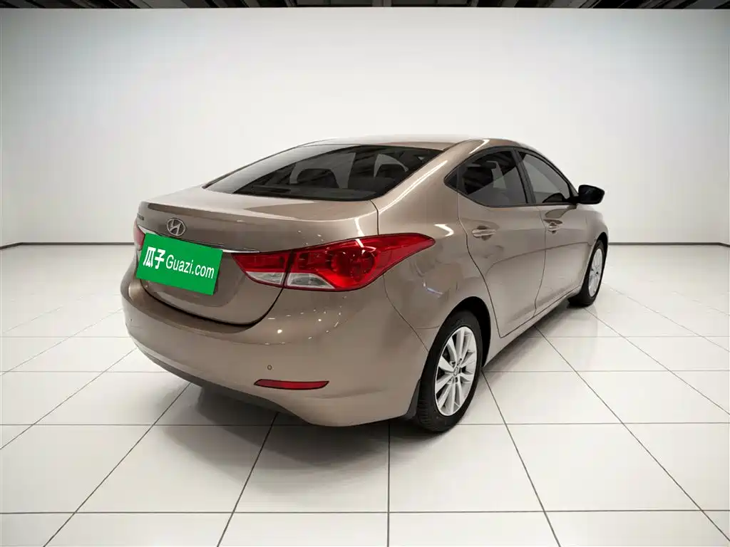 Hyundai Langdong 2012 1.6L Automatic Fashion фото 7
