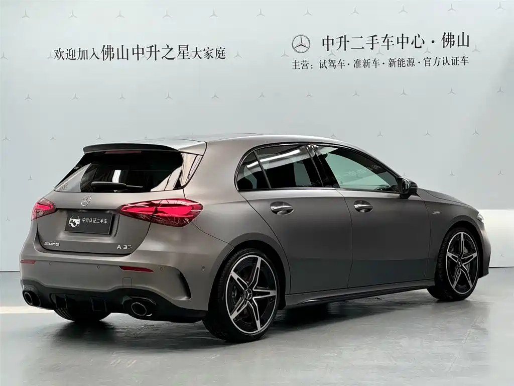 Mercedes-Benz A-Class AMG (Import) 2025 AMG A 35 4MATIC фото 2