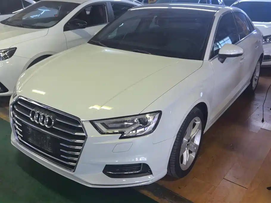 Audi A3 2020 Limousine 35 TFSI Progressive Type China VI