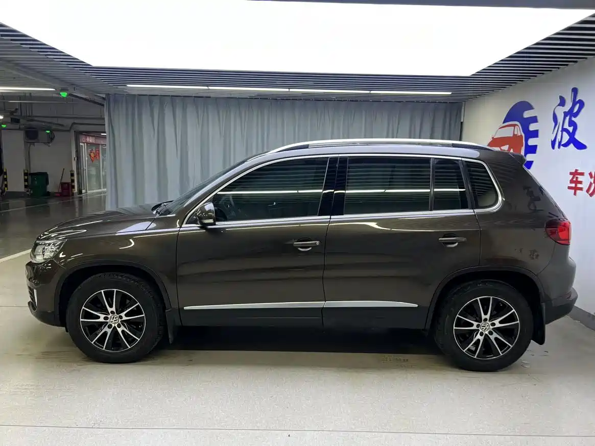 Volkswagen Tiguan 2013 1.8TSI Auto 4WD Luxury фото 6