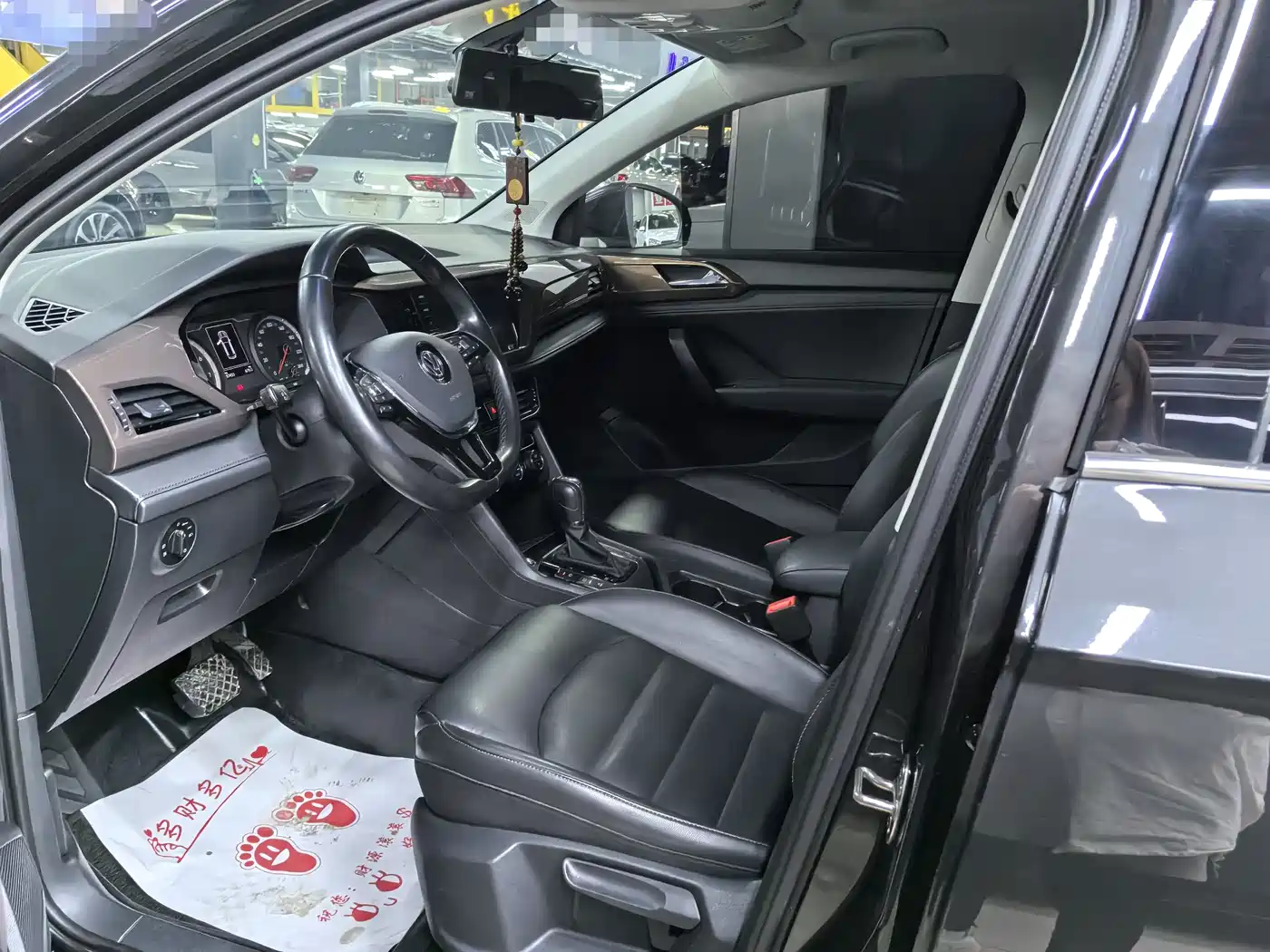Volkswagen Tharu 2020 280TSI 2WD Luxury Edition China VI фото 7