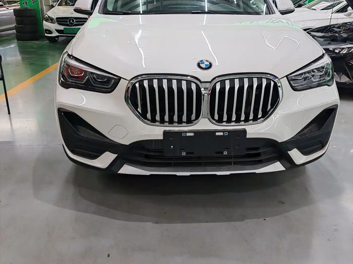 BMW X1 2021 sDrive25Li Leading фото 2