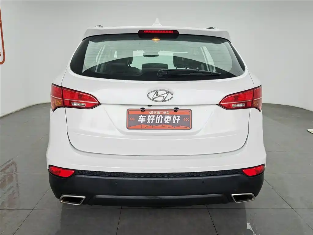 Hyundai Santa Fe 2015 2.0T Automatic 2WD Smart 5-Seater фото 4