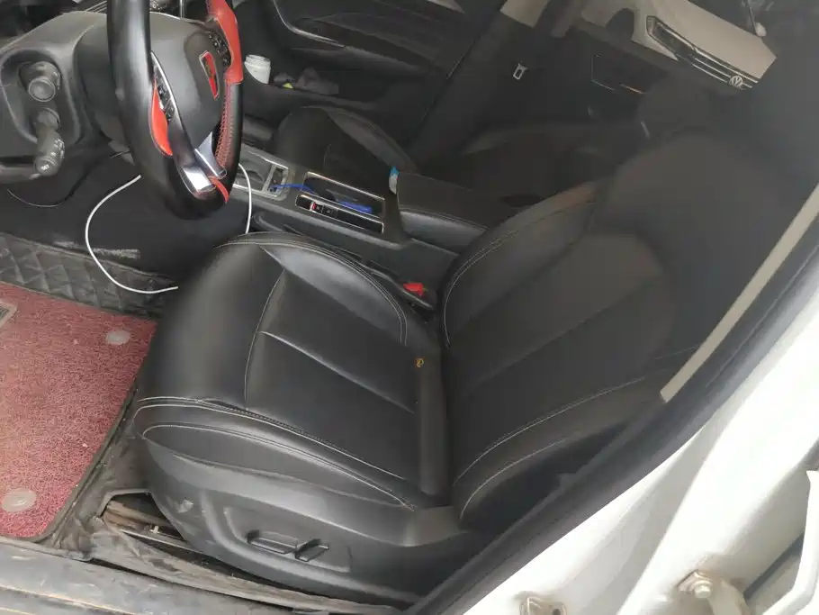 Roewe i6 2019 2018 20T Automatic Internet ZhiXiang Edition
