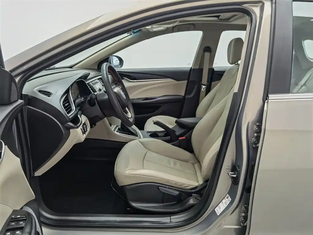 Buick Excelle GT 2018 15T Dual Clutch Elite фото 10