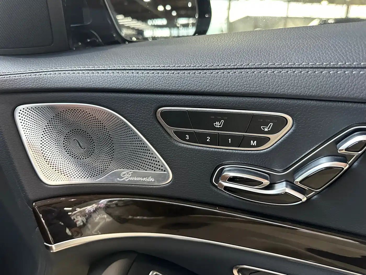 Mercedes-Benz Maybach S-Class 2020 S 450 4MATIC Collector's Edition фото 23
