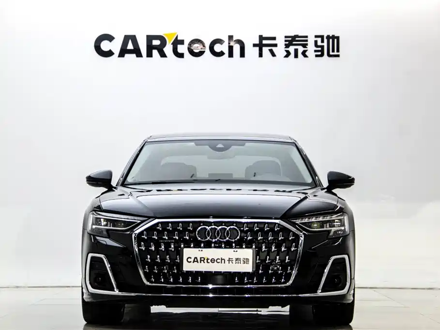 Audi A8 2023 A8L 50 TFSI quattro Exclusive фото 2