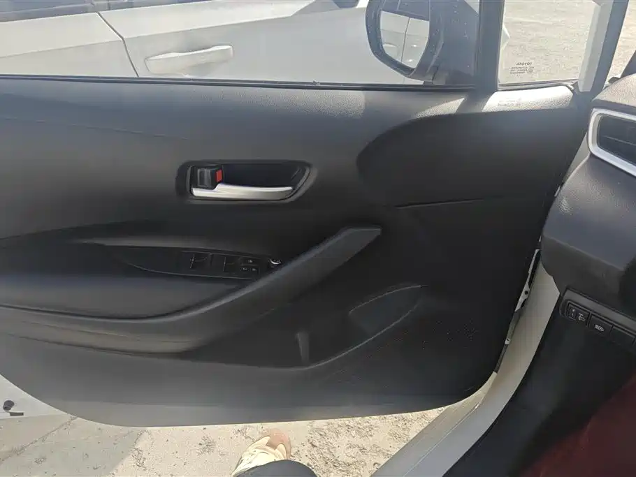 Toyota Corolla 2019 1.2T S-CVT GL-i Elite Edition фото 7