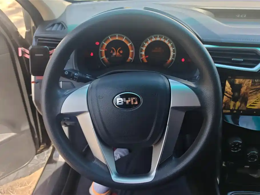 BYD F3