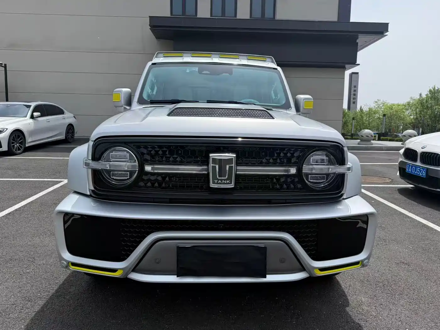 Crossboundary Auto Co-created Tank 300 2021 2.0T Cyber Tank фото 2