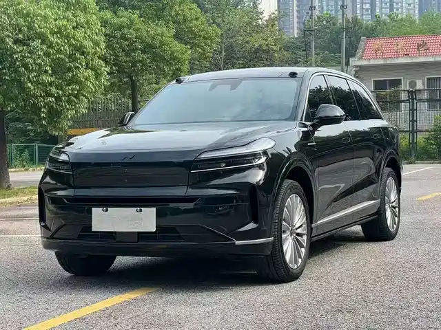 Ledao L90 2025 AWD Base Model