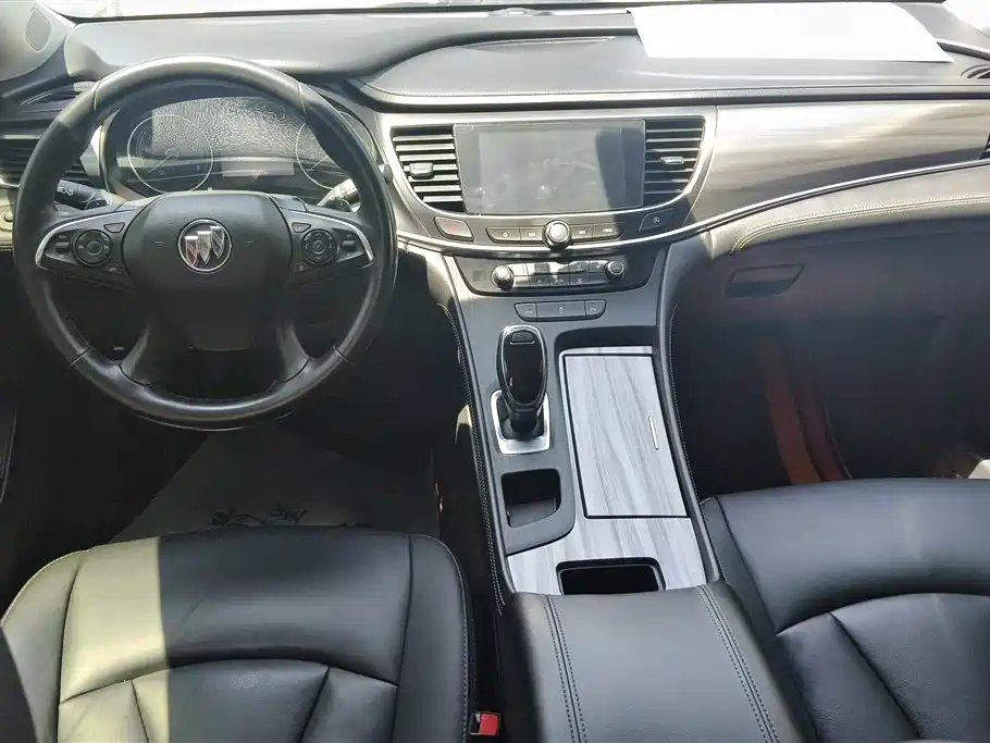 BUICK LACROSSE