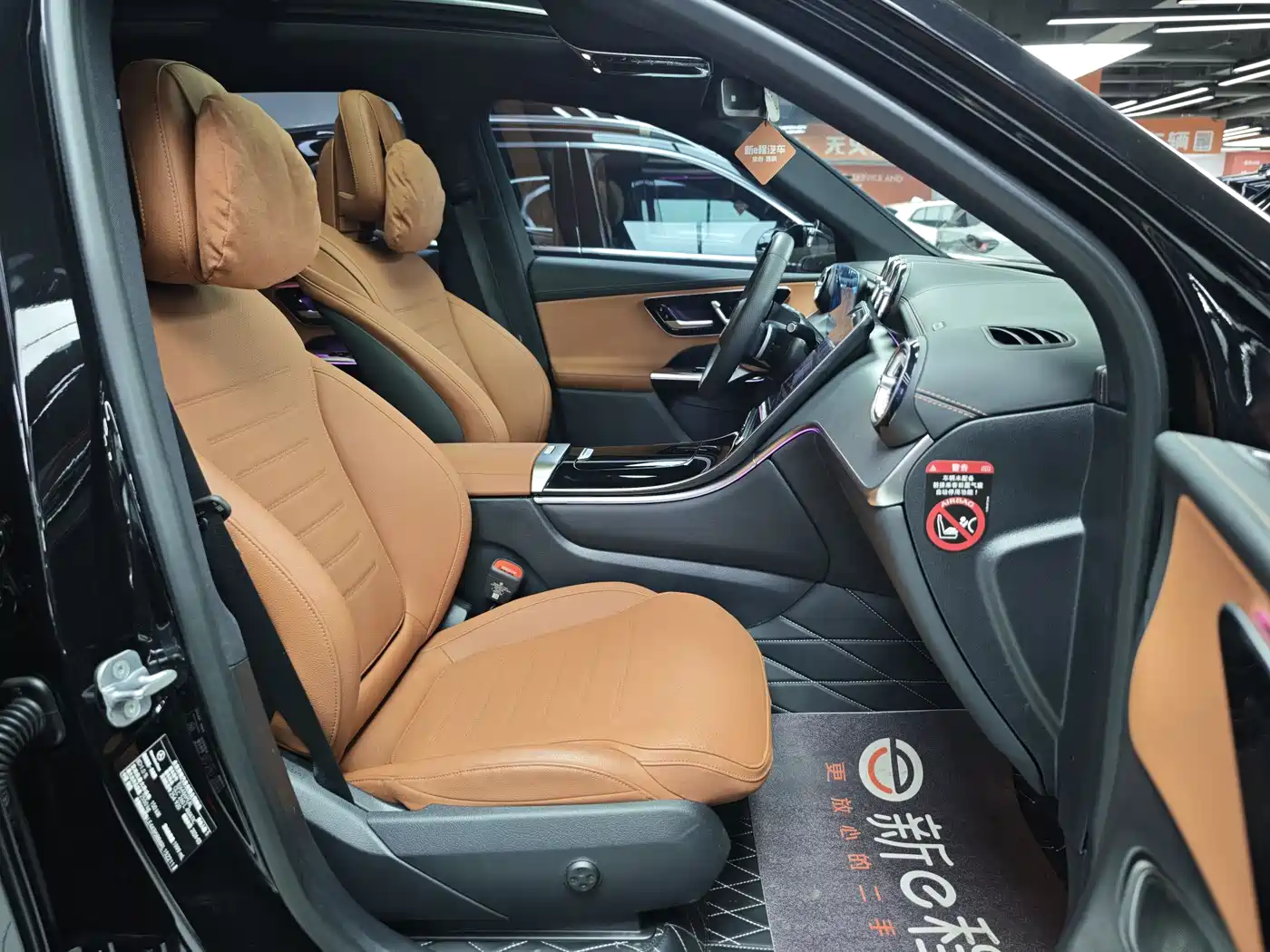 Mercedes-Benz GLC 2024 GLC 260 L 4MATIC Luxury 5-seater фото 8