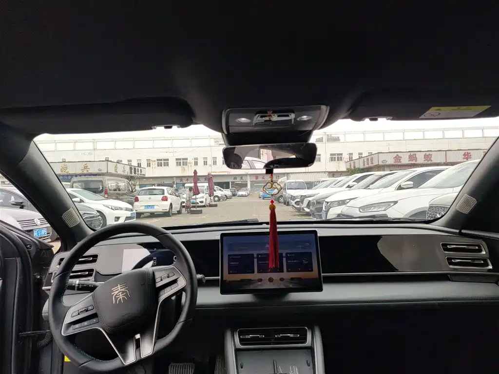 BYD Qin L 2024 DM-i 80KM Superior фото 18