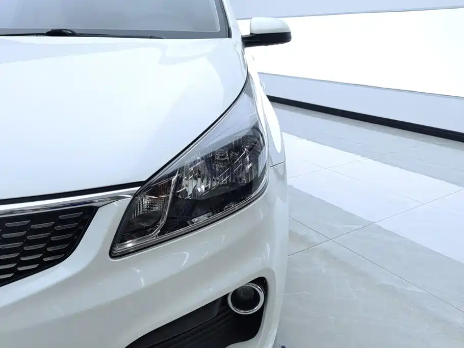 Kia K2 2018 2017 Sedan 1.4L AT 15th Anniversary Special Edition GLS