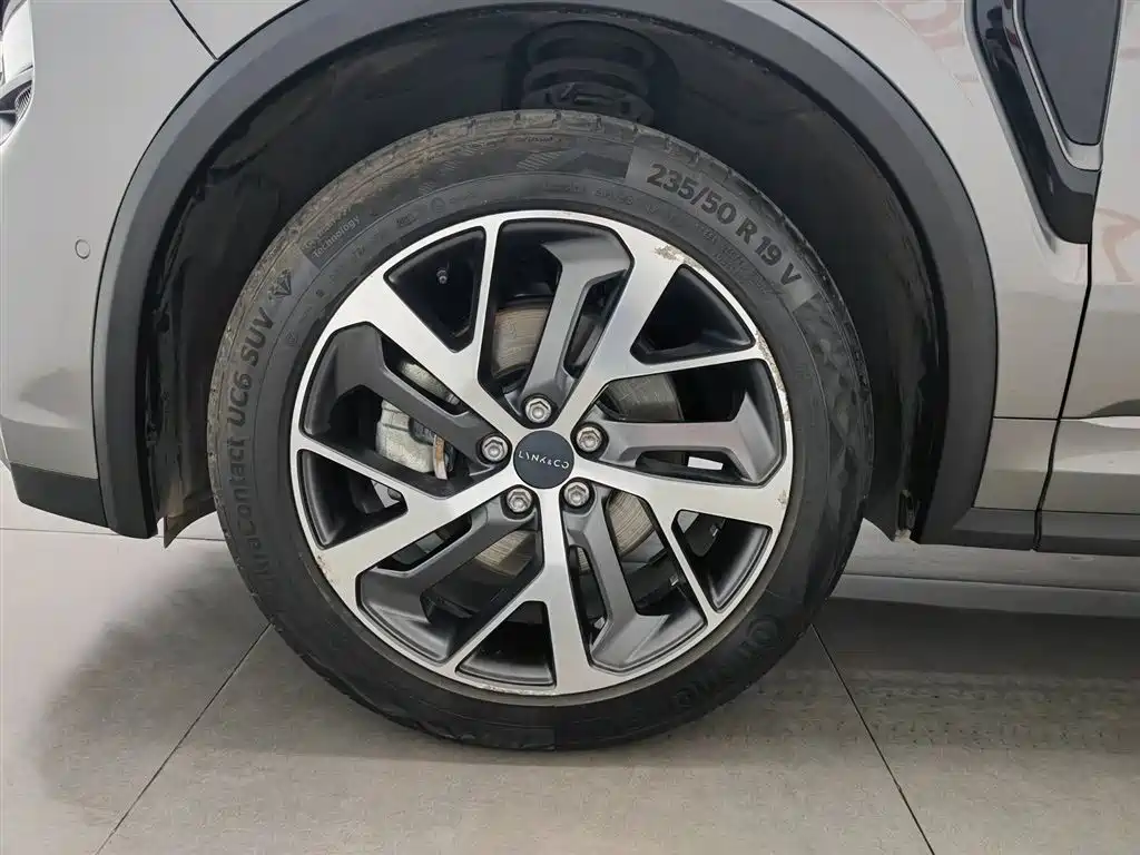 Lynk & Co 01 2021 2.0TD AWD Halo Sport фото 17
