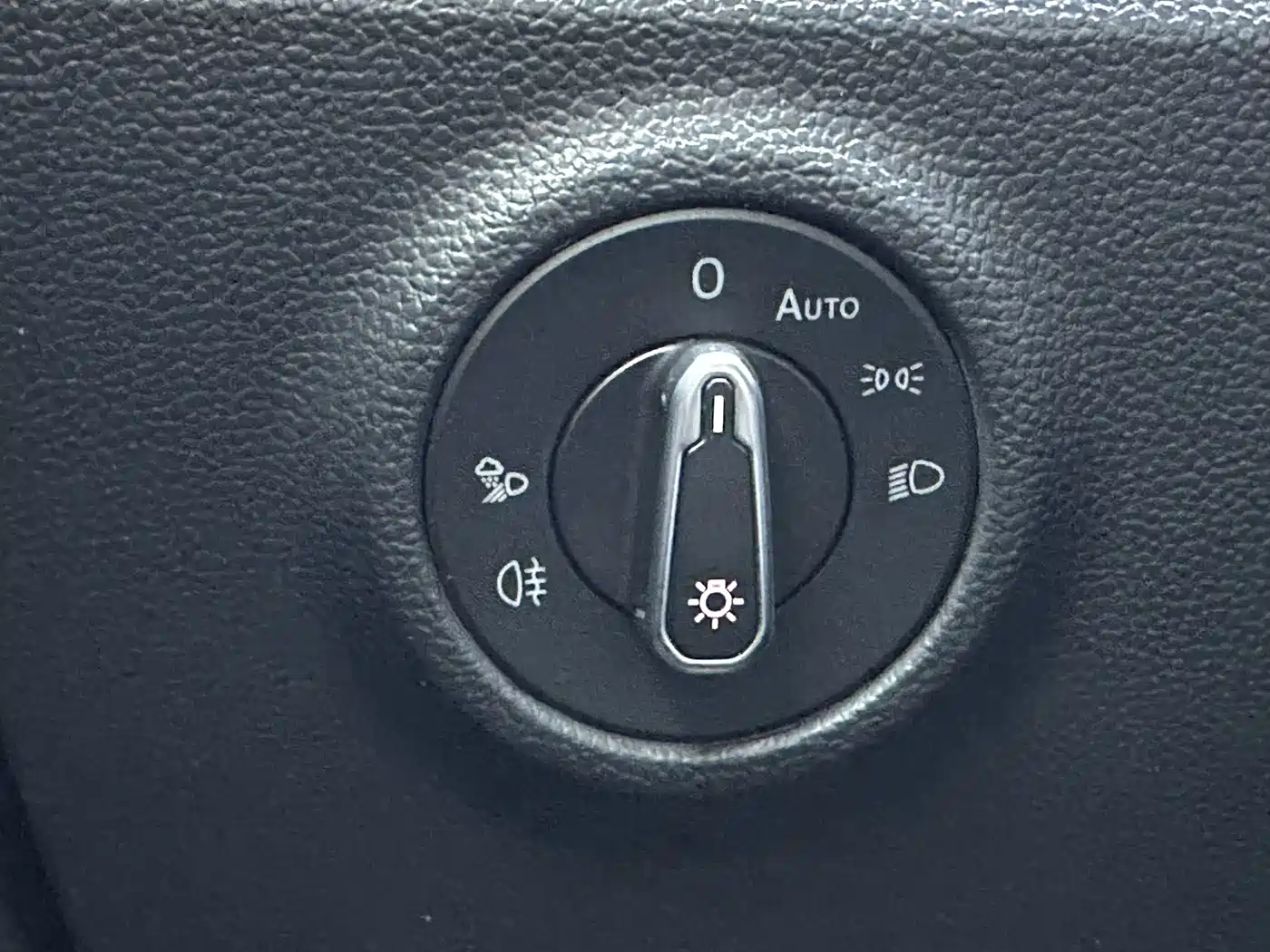 Volkswagen Tayron 2023 280TSI 2WD Luxury Plus Advanced Edition фото 18