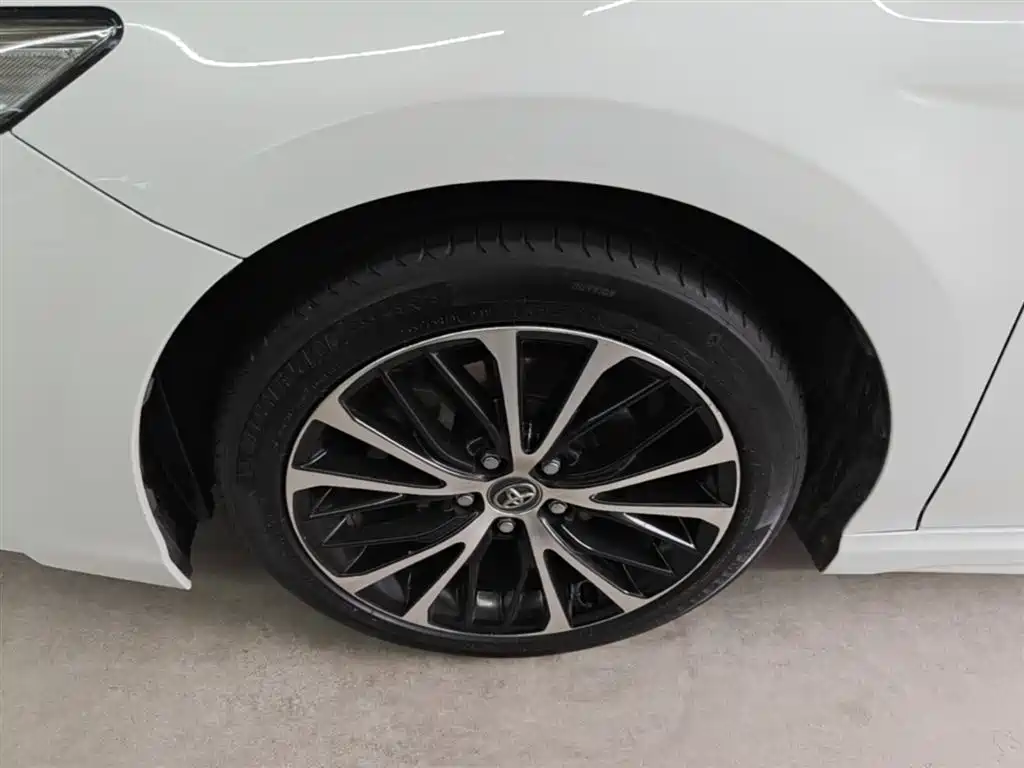 Toyota Camry 2018 2.0S Sport Edition фото 23