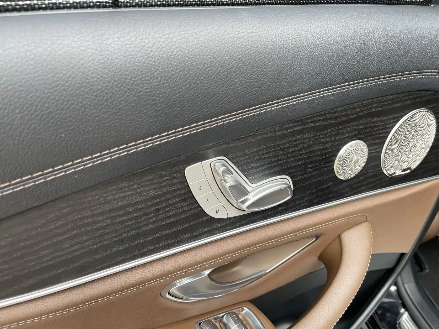 Mercedes-Benz E-Class 2022 Second Facelift E 300 L Sport Luxury фото 9