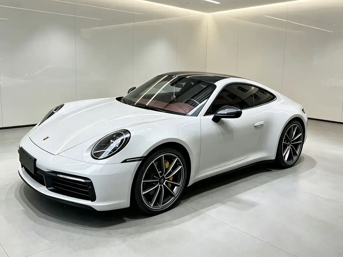 Porsche 911 2023 Carrera 3.0T