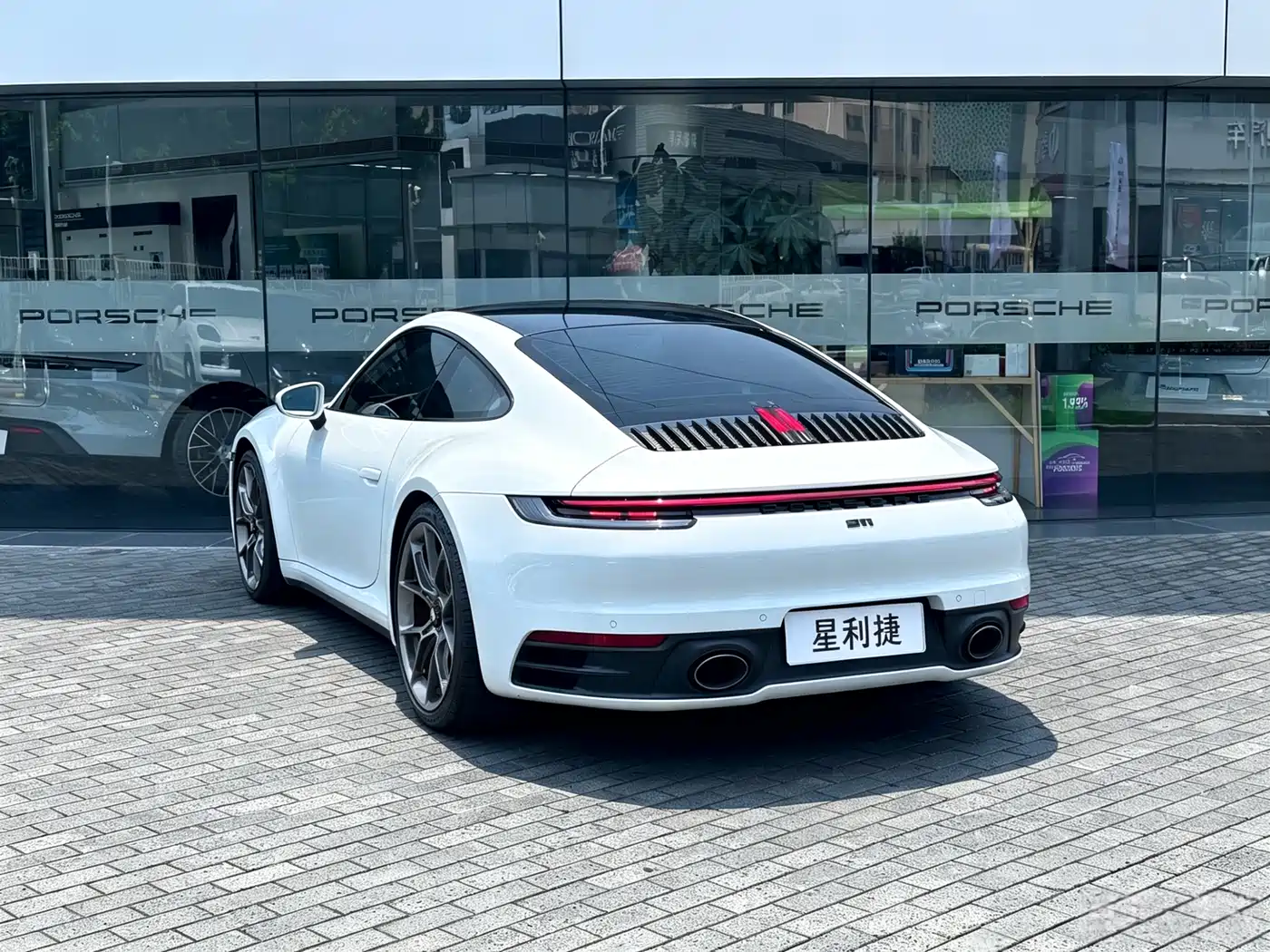Porsche 911 2020 Carrera 3.0T фото 3