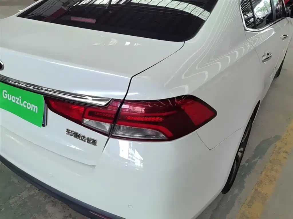 Kia Kaishen 2017 1.8L Automatic DLX фото 8