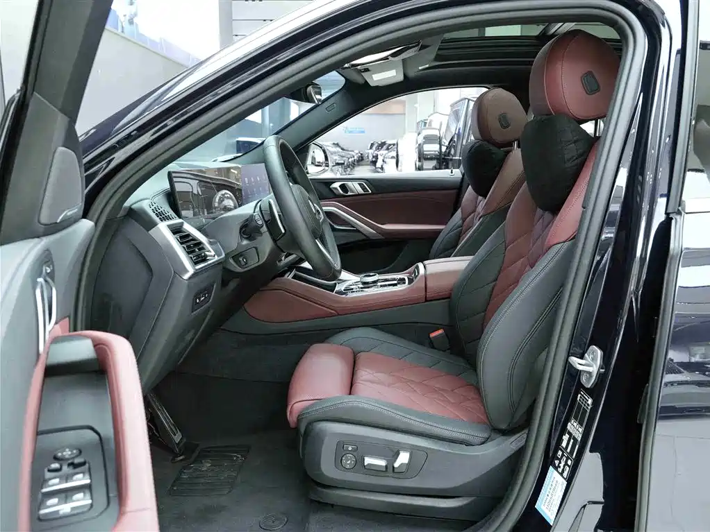 BMW X6 2023 xDrive40i M Sport Package фото 11