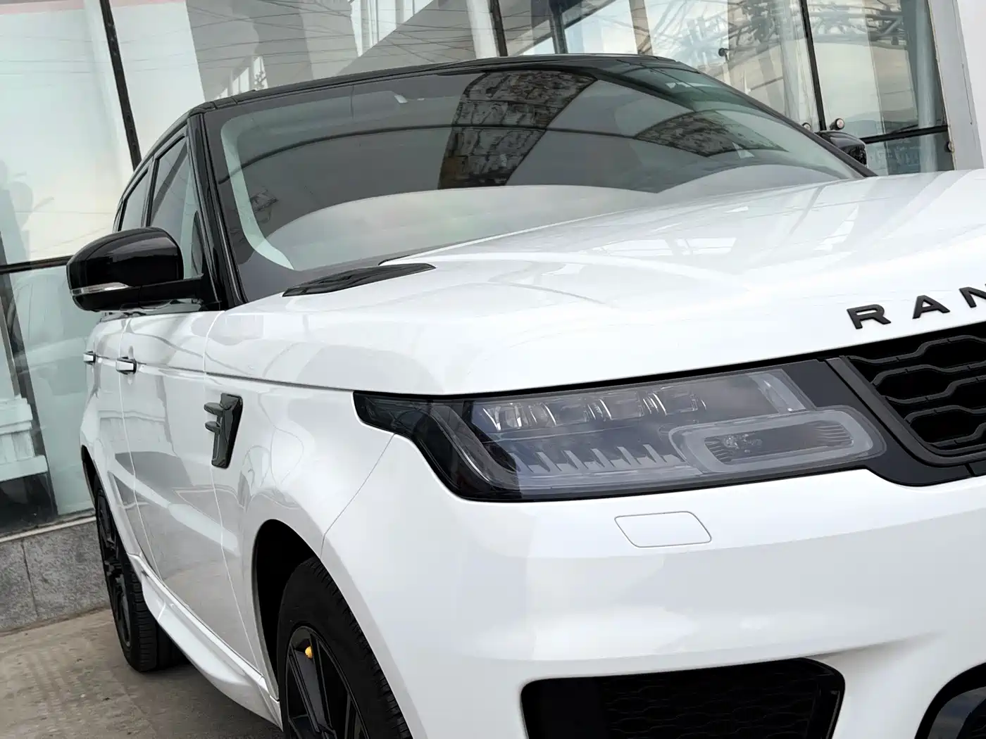 Land Rover Range Rover Sport 2021 3.0 L6 HST фото 7