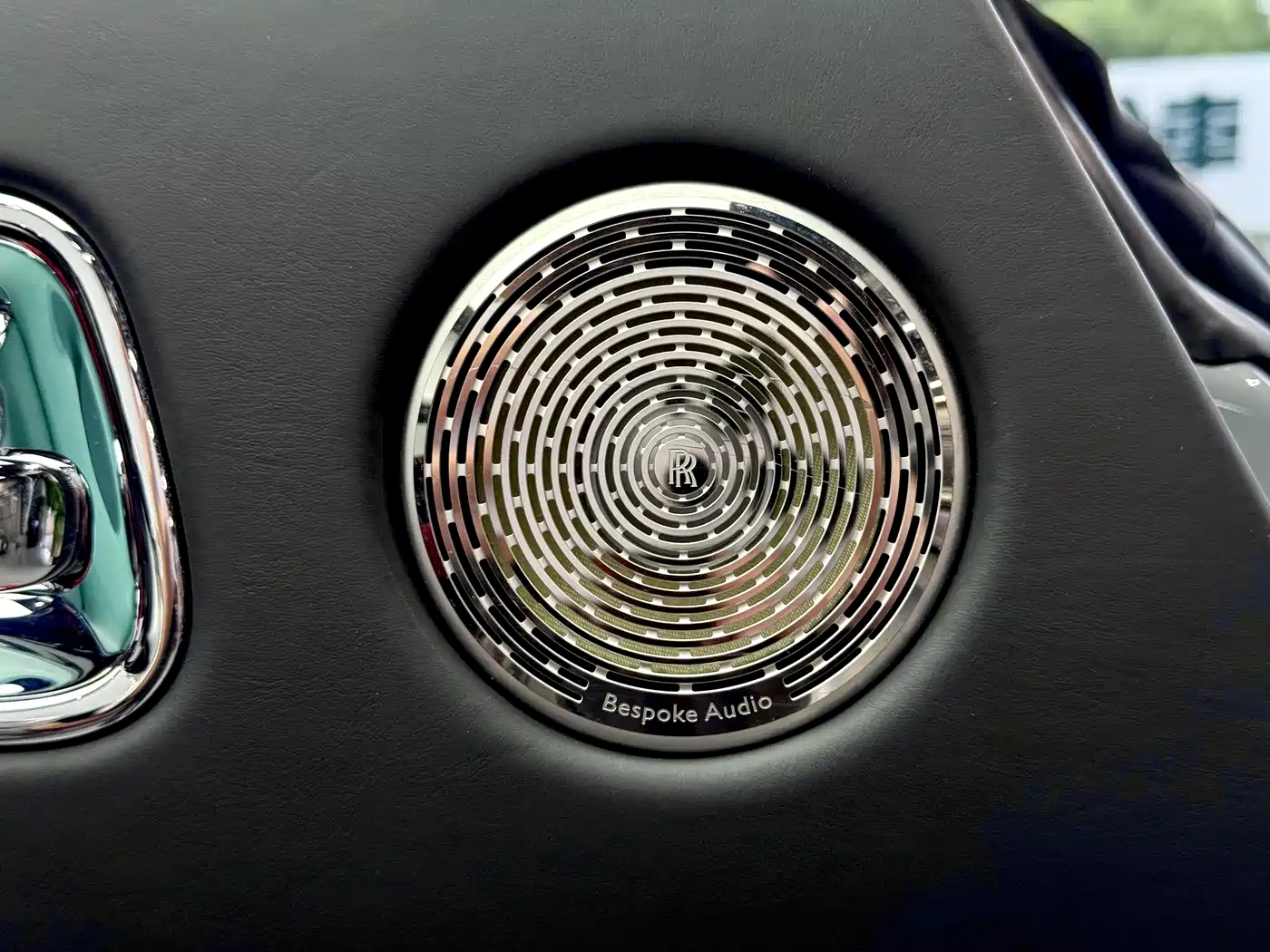 Rolls-Royce Wraith 2018 6.6T Black Badge фото 7