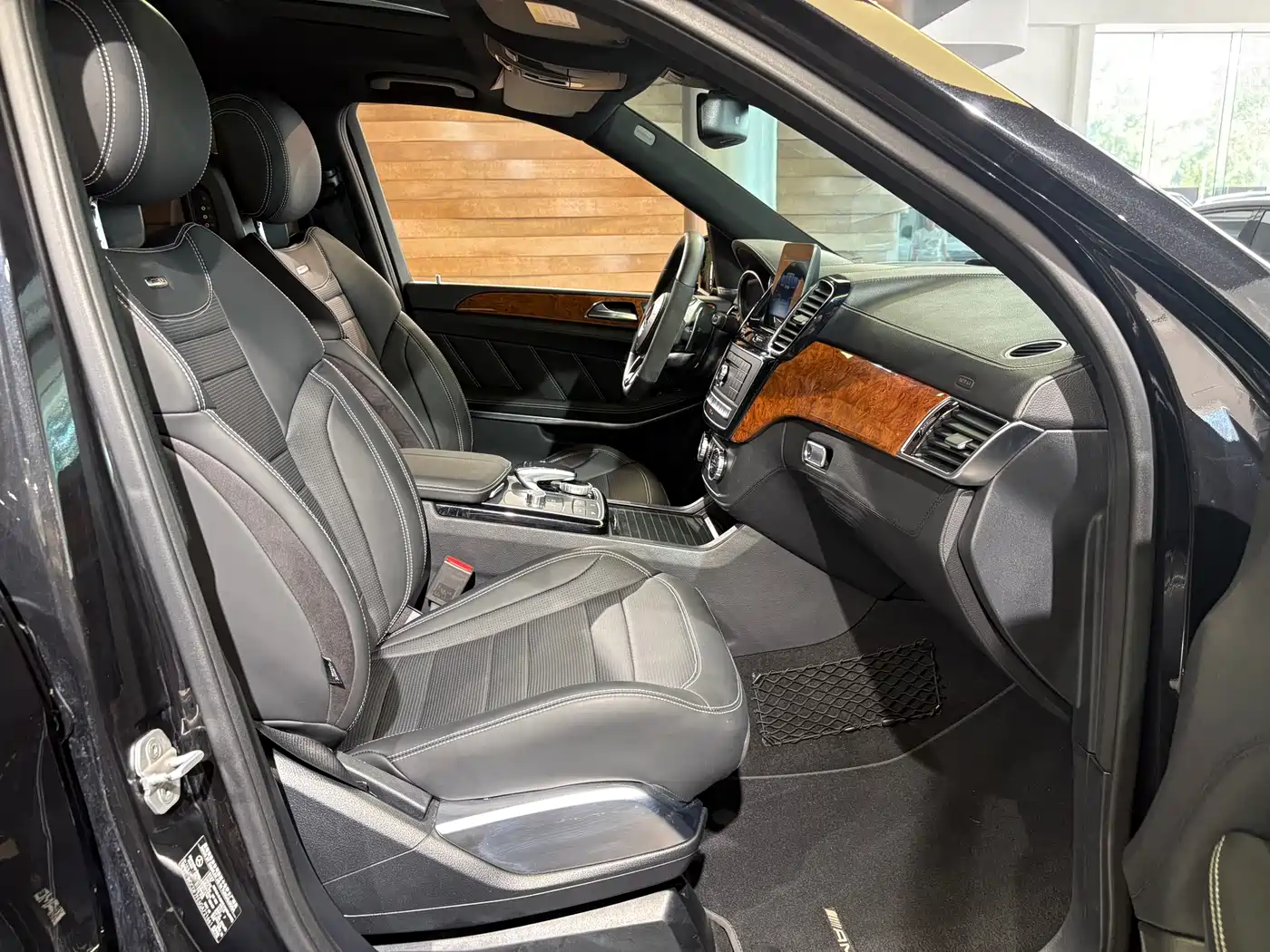 Mercedes-Benz GLS AMG 2016 AMG GLS 63 4MATIC фото 19