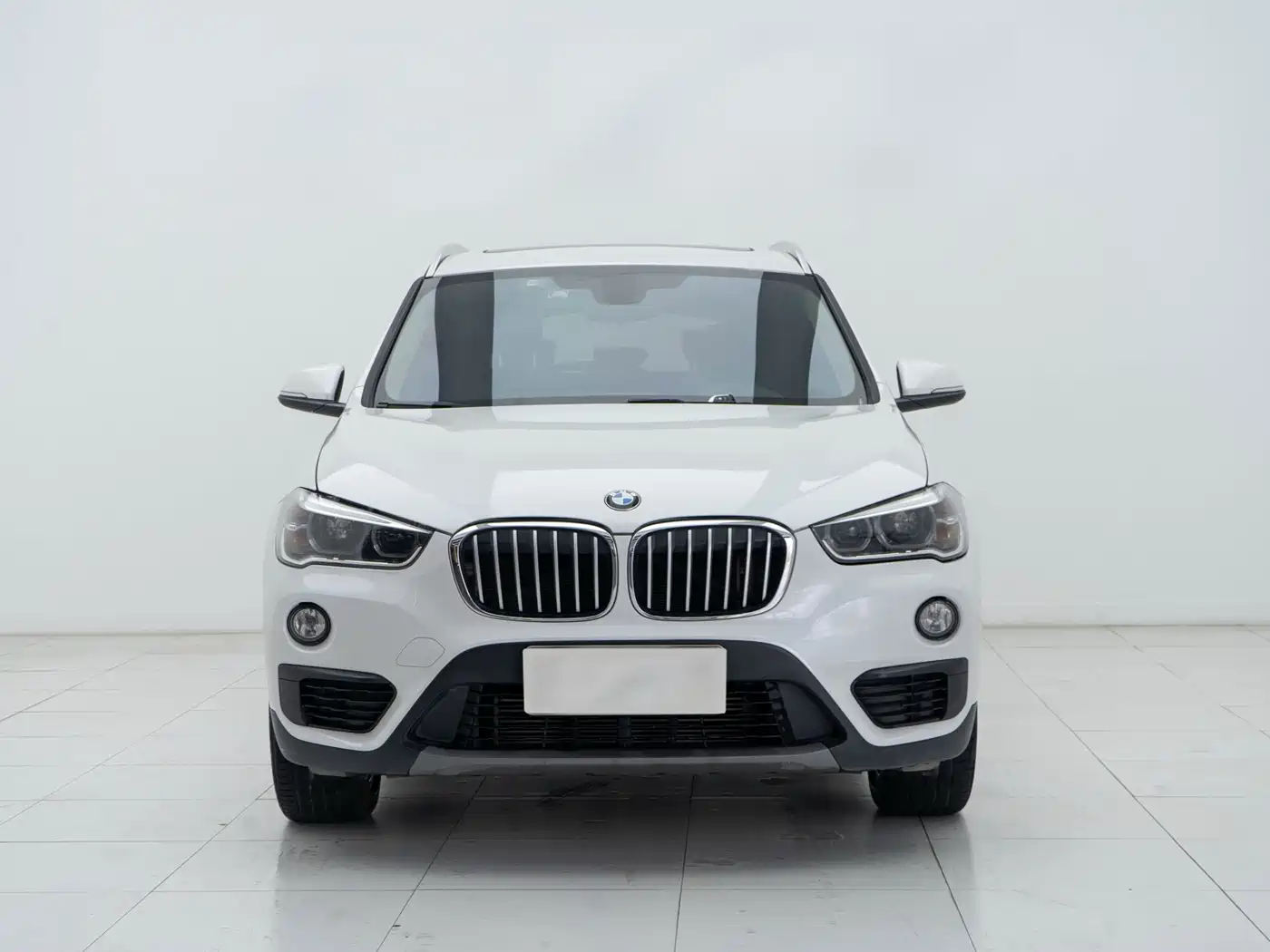 BMW X1 2019 sDrive20Li Leading Model фото 2