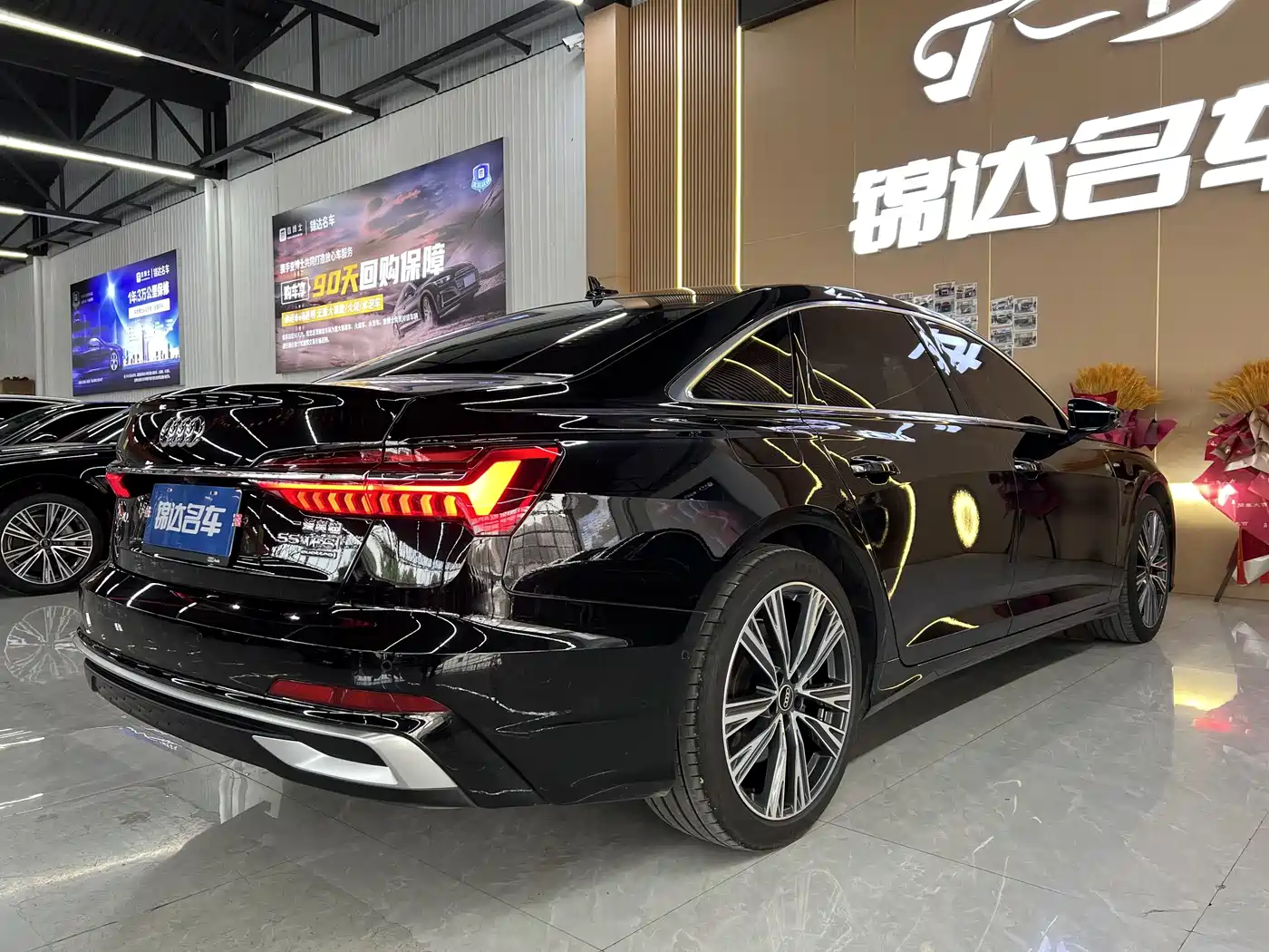Audi A6L 2024 55 TFSI quattro Exclusive Dynamic фото 16
