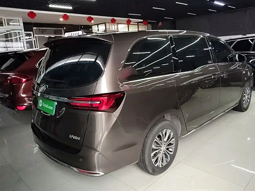 BUICK GL8