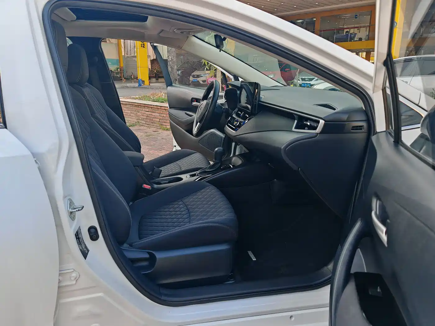 Toyota Allion 2022 2.0L Elite Edition фото 7