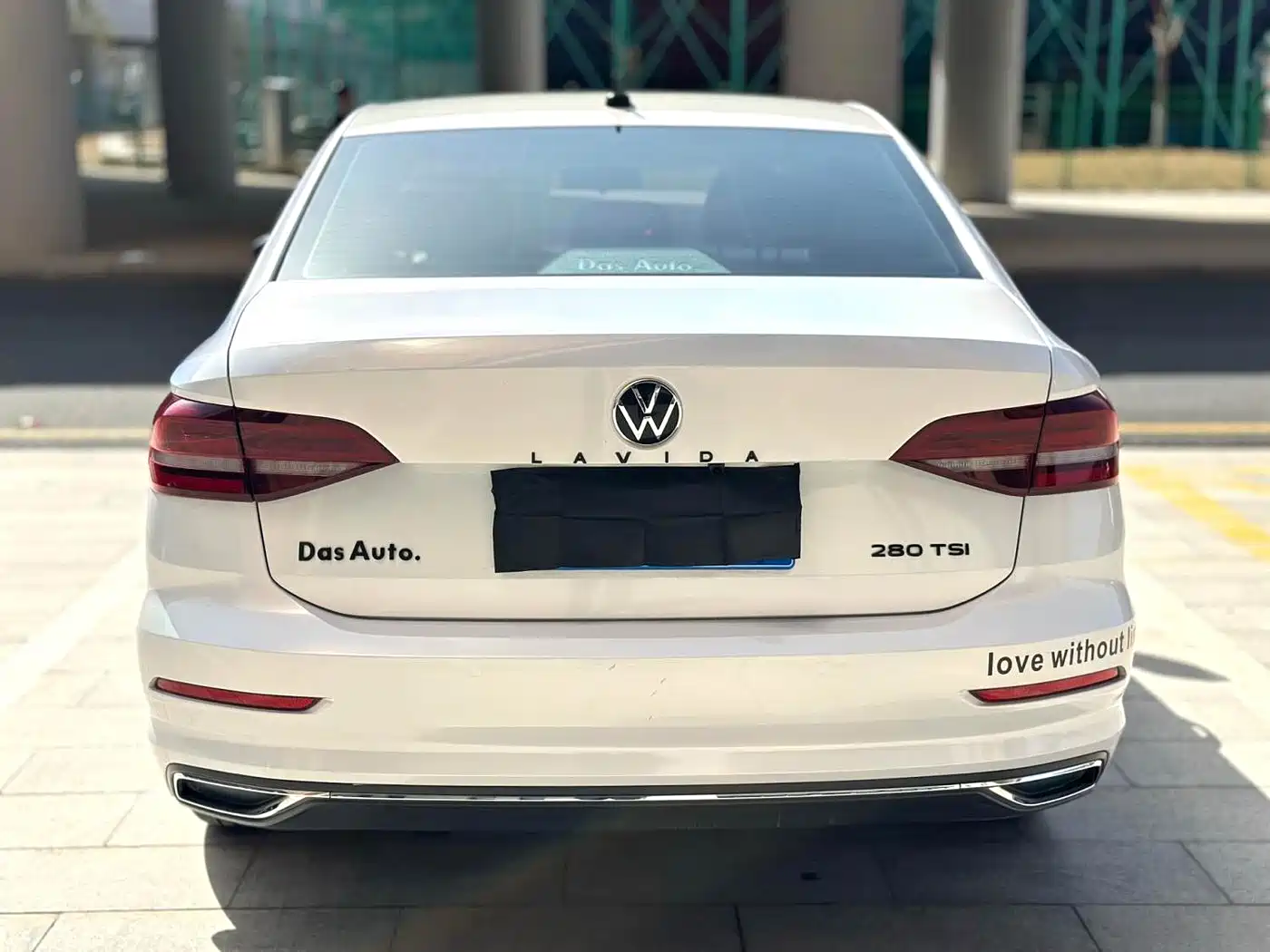 Volkswagen Lavida 2021 1.5L Auto Comfort Edition фото 16